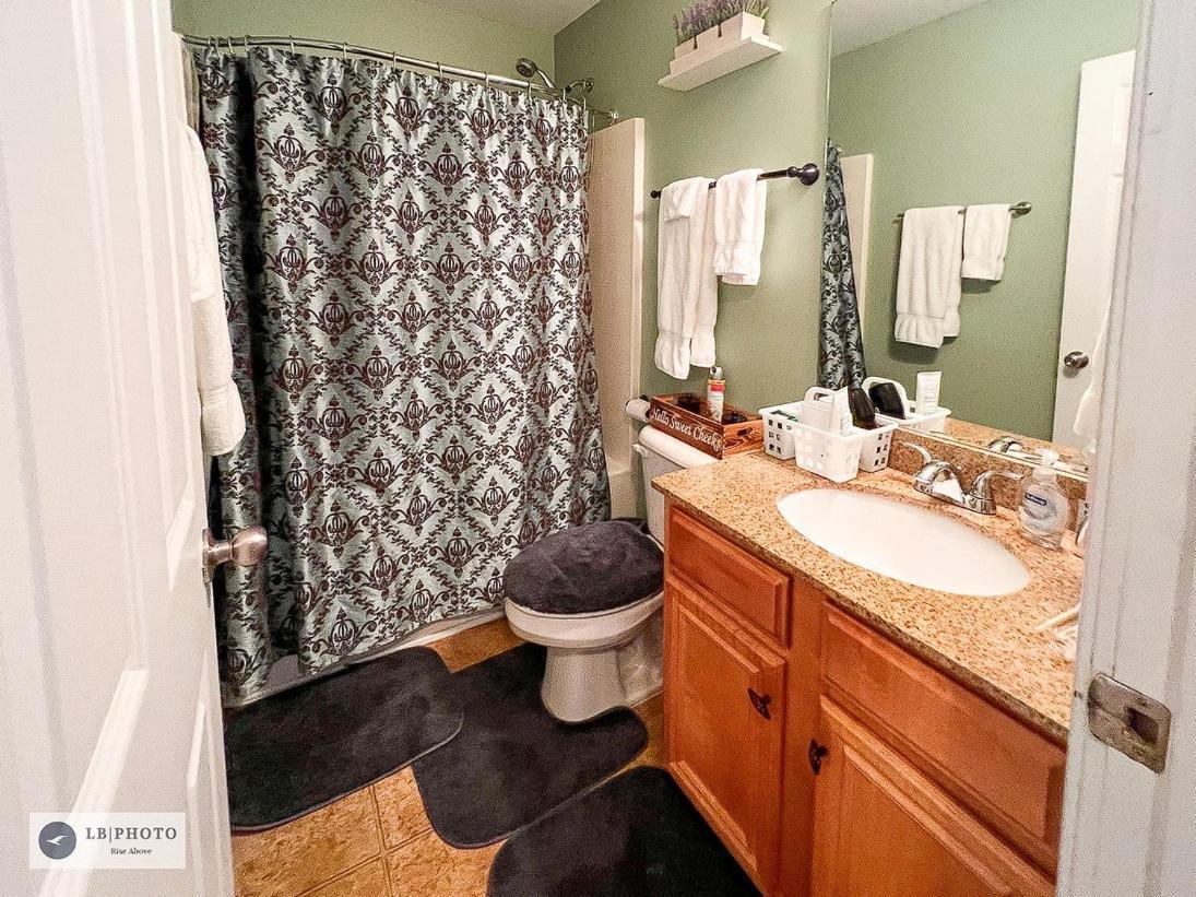 4 - Bed Home With Cali King Bed, 12 Mins To Dtwn Атланта Екстер'єр фото